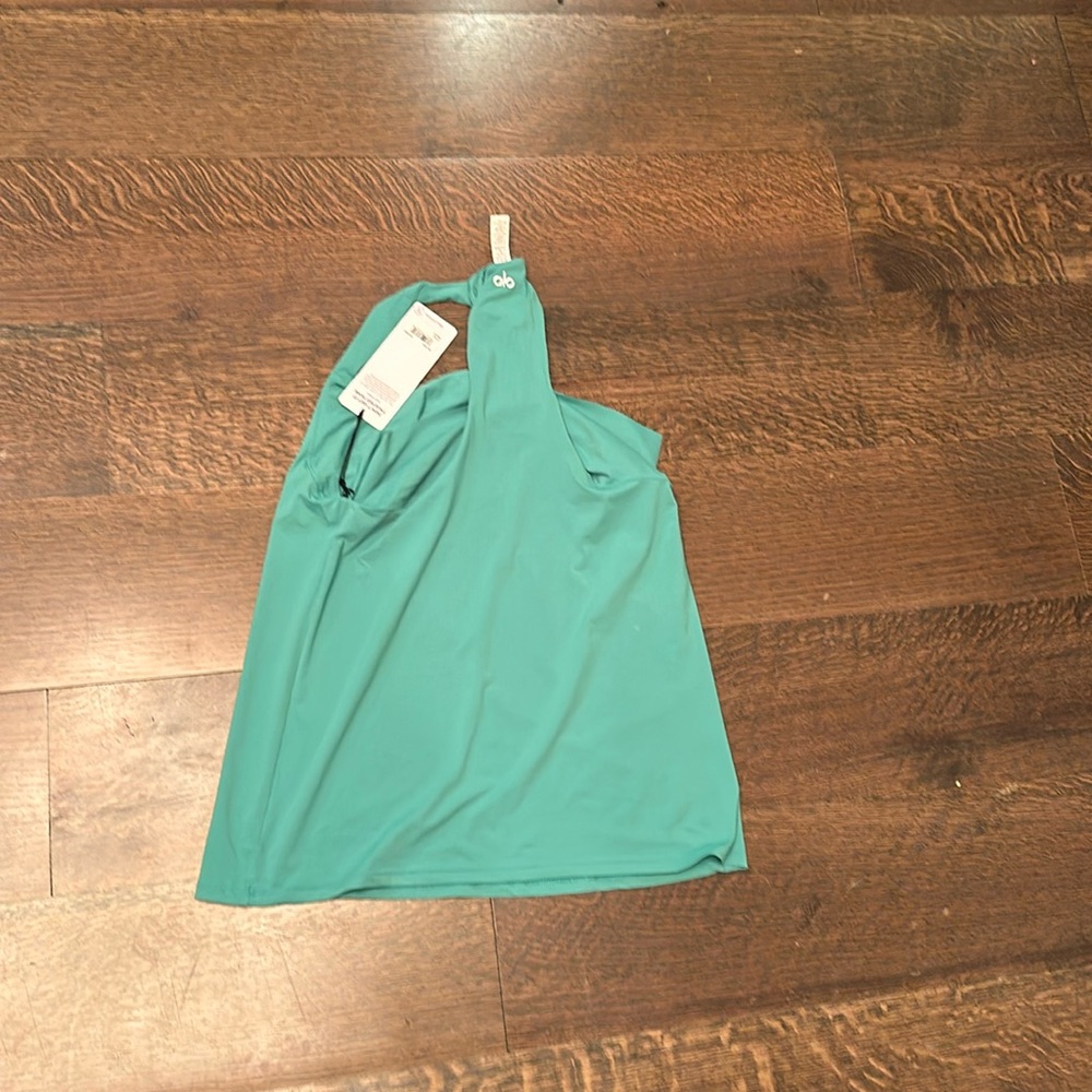 Don’t get twisted tank. New tank top. Never been used comes with tags.
